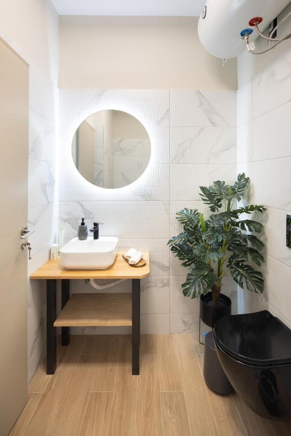 Designed Studio - Walking Distance From Acropolis Афины Экстерьер фото